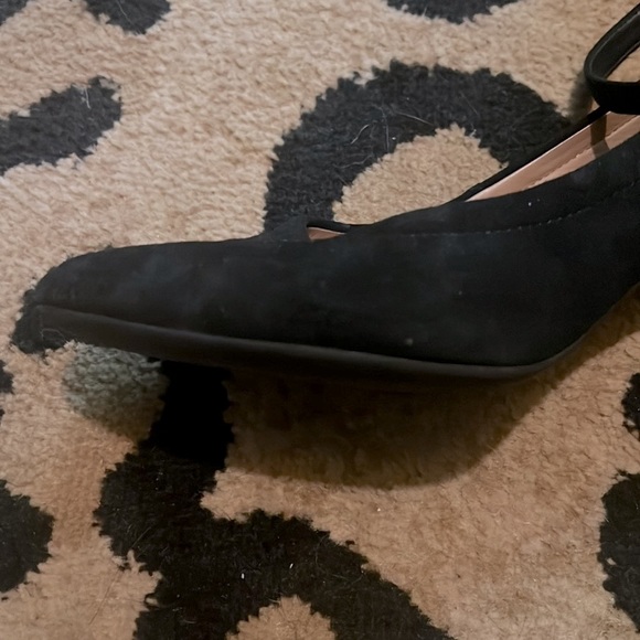 Clarks Chryssa Jana Black Suede Ankle Strap Heels Size 10 - Picture 9 of 11